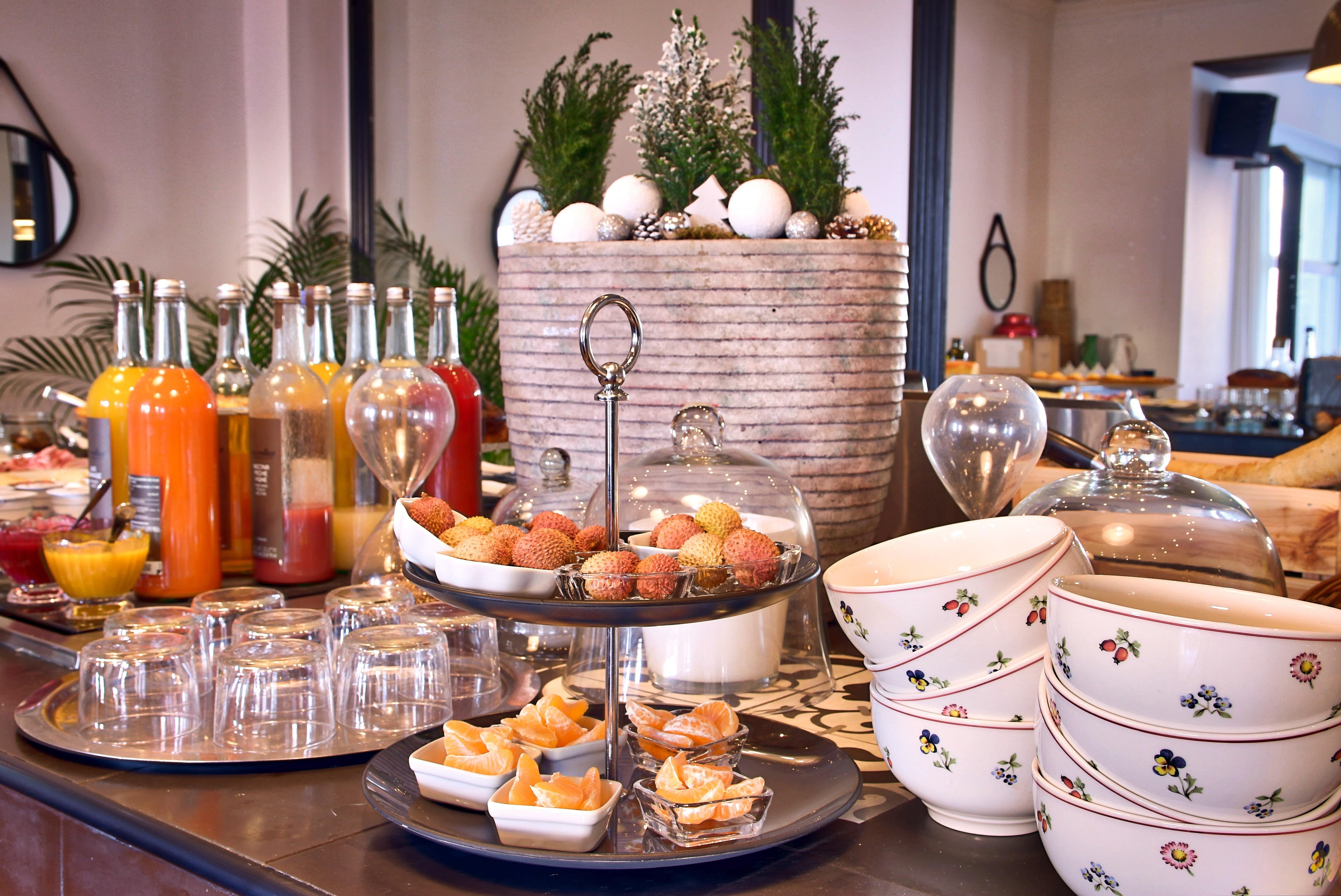 Belfry & Spa By Ligne St Barth Lourdes Zewnętrze zdjęcie A breakfast buffet